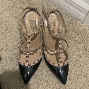 Valentino Rock Stud pumps